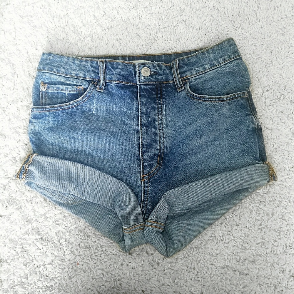 High Rise H&M denim shorts